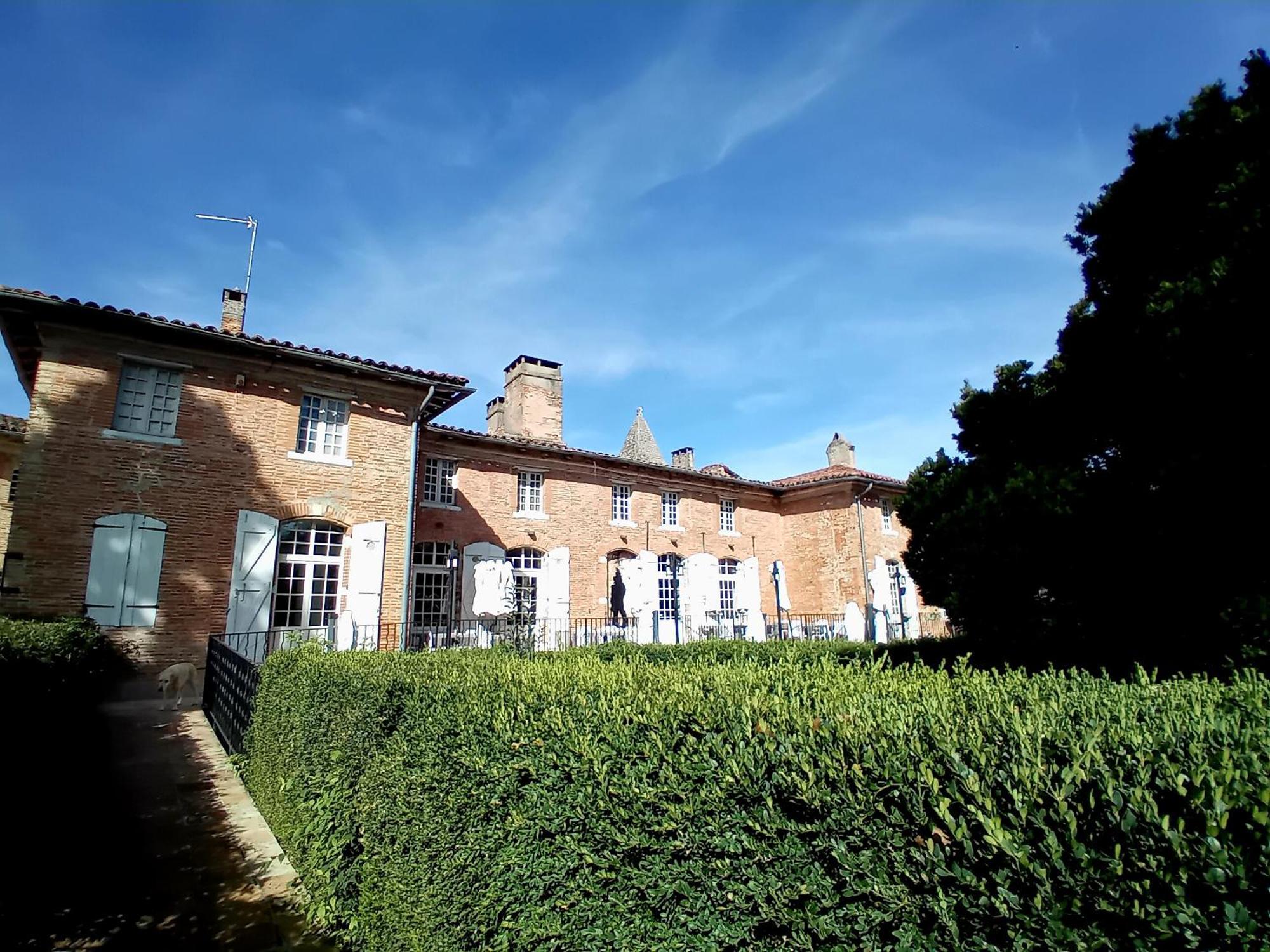 Logis Domaine De Peyrolade Bed & Breakfast Daux Luaran gambar