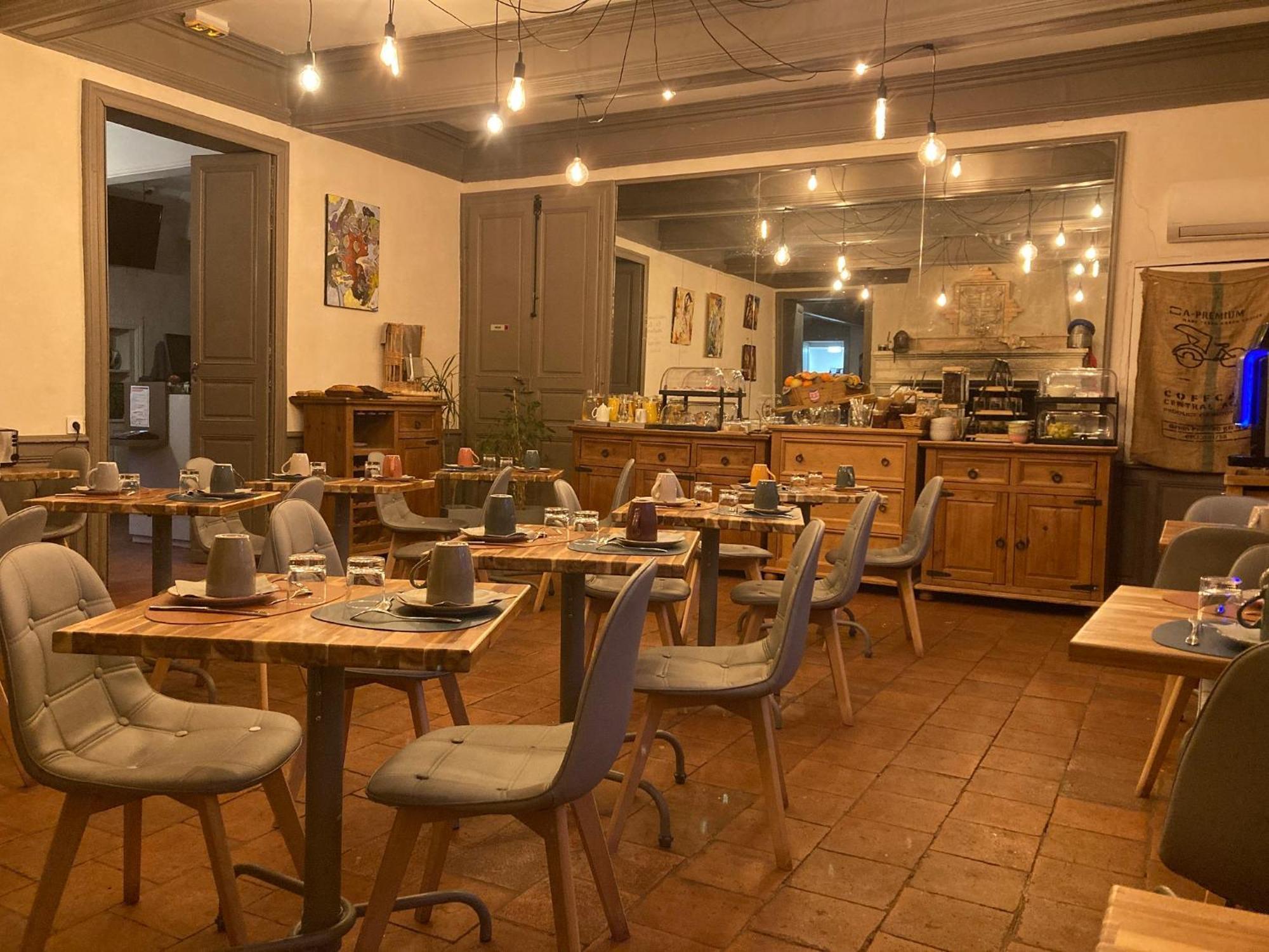 Logis Domaine De Peyrolade Bed & Breakfast Daux Luaran gambar